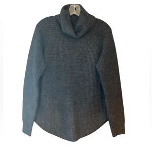 Kuhl Sz M Gray Chunky Knit Long Sleeve Outdoor Activities Turtleneck Sweater
